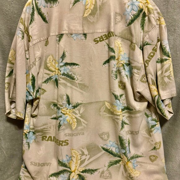 Oakland/Las Vegas Raiders Men’s Aloha/Hawaiian Shirt, Men’s Size Large - Picture 2 of 5